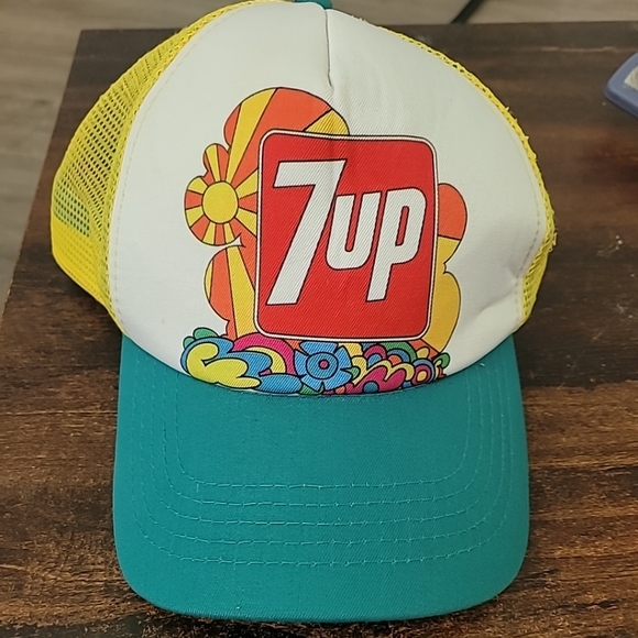 H3 Headwear Other - 7Up Trucker Hat Adult White Green Snapback Soda Pop Baseball Cap